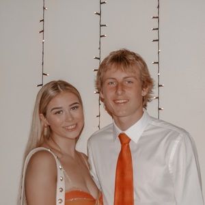 Meet your Posher, Lily